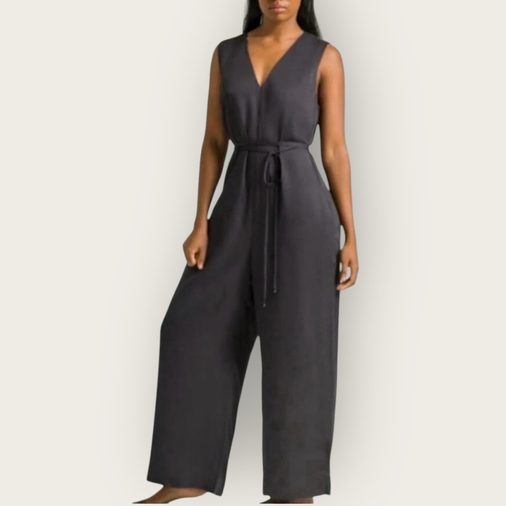 NWT | Ettitude | Signature Sateen Sleeveless Jumpsuit | Black | Small